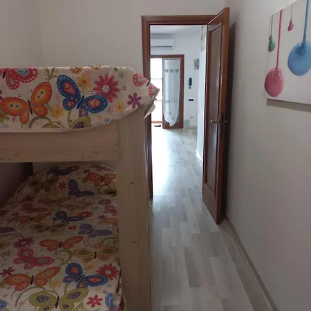 Holiday home Trilocale Nicole Con Giardino Privato Isola D'elba *