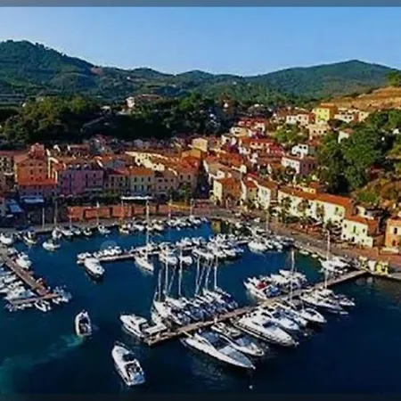 Trilocale Nicole Con Giardino Privato Isola D'elba Holiday home *