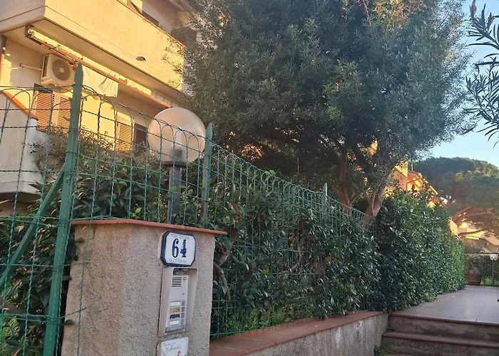 Trilocale Nicole Con Giardino Privato Isola D'elba * Porto Azzurro